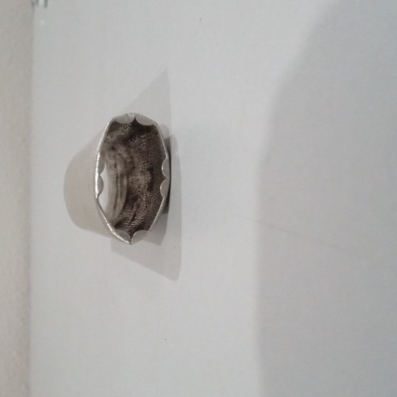 Vintage Metal Lighter Cover - Picture 2 of 4